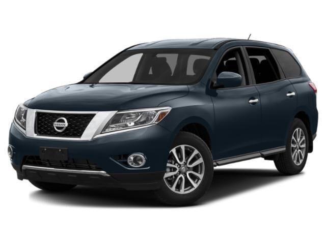 2015 Nissan Pathfinder SV — photo 1 of 1