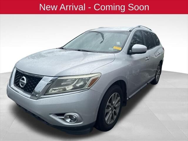 2015 Nissan Pathfinder SV