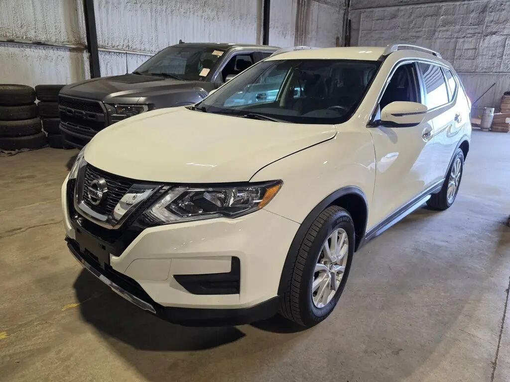 2020 Nissan Rogue S — photo 1 of 35