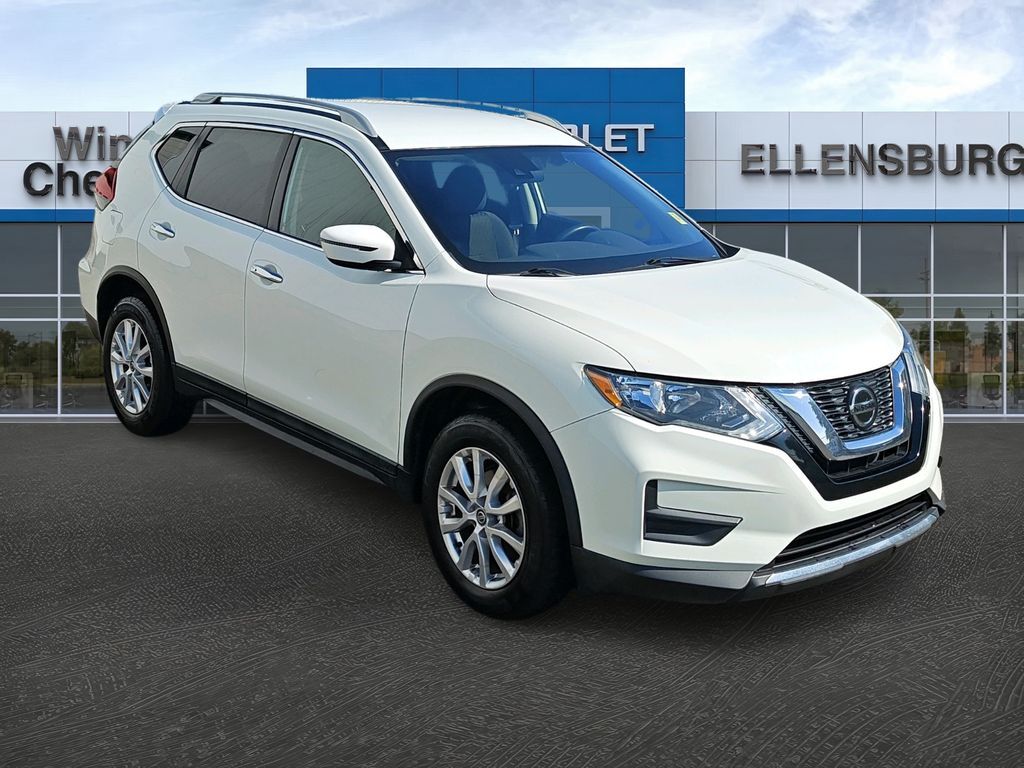 2020 Nissan Rogue — photo 1 of 13