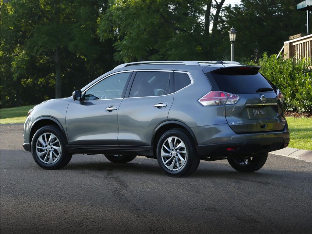 2016 Nissan Rogue S — photo 1 of 1