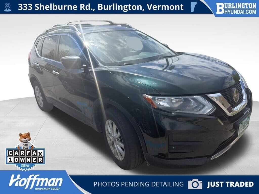2018 Nissan Rogue SV — photo 1 of 1