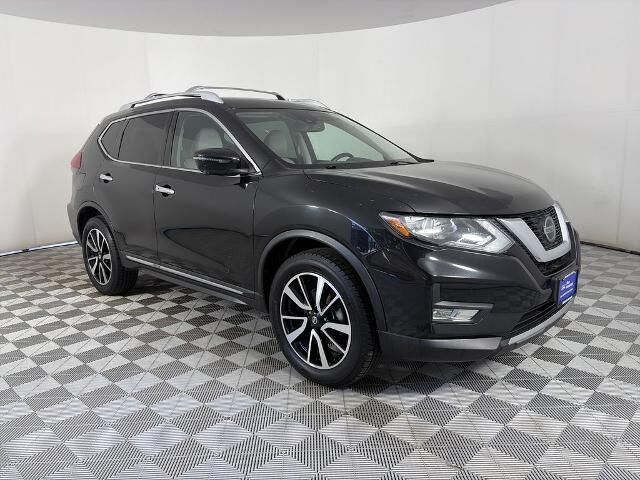 2019 Nissan Rogue S — photo 1 of 13