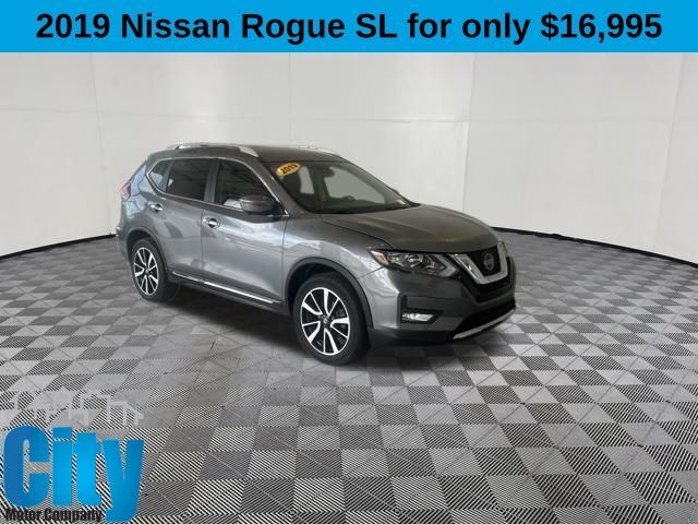 2019 Nissan Rogue SL — photo 1 of 13