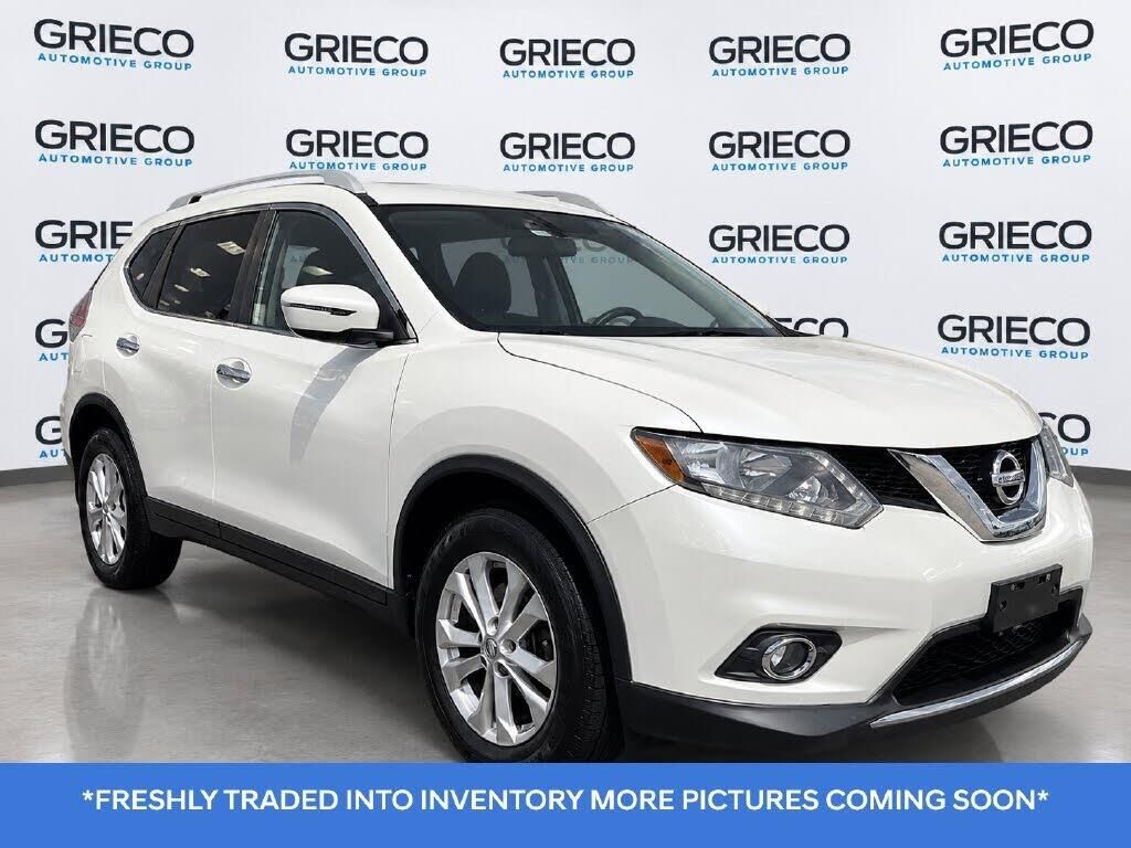 2016 Nissan Rogue SV — photo 1 of 1