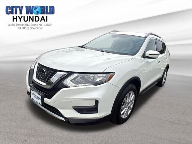 2019 Nissan Rogue SV — photo 1 of 26