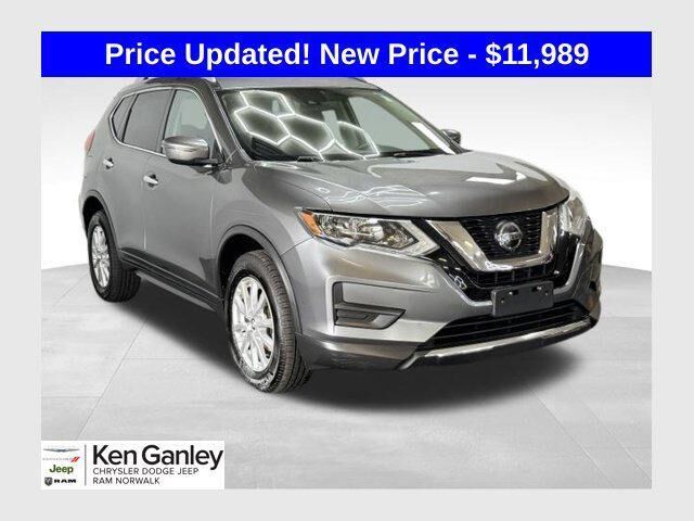 2020 Nissan Rogue S — photo 1 of 13