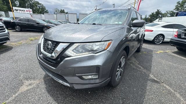 2018 Nissan Rogue SL — photo 1 of 15