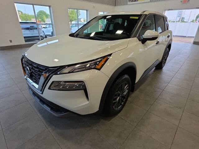 2021 Nissan Rogue S — photo 1 of 13