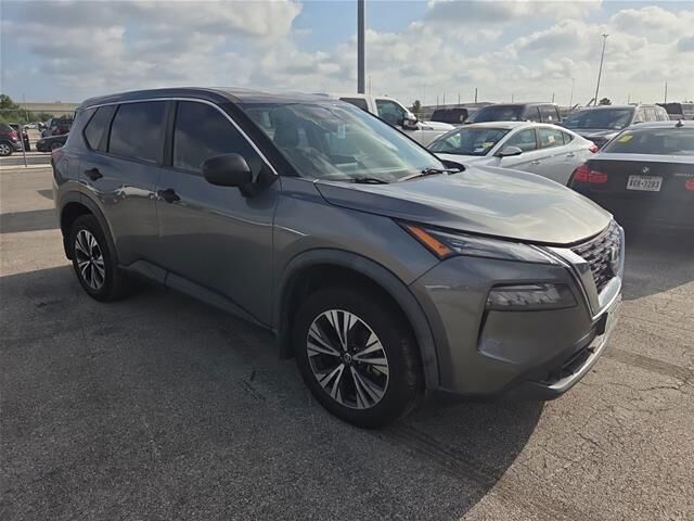 2021 Nissan Rogue S — photo 1 of 9