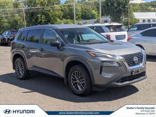 2021 Nissan Rogue S — photo 1 of 10