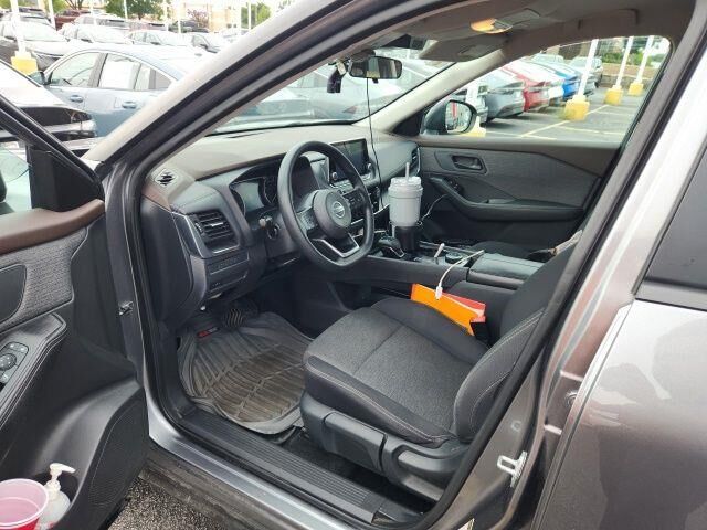 2021 Nissan Rogue S — photo 1 of 12