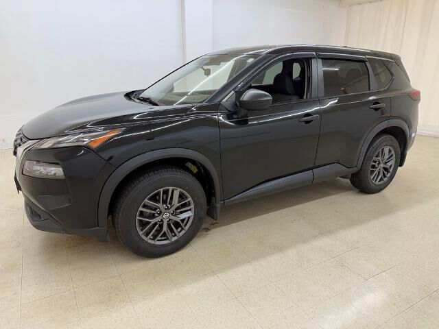 2021 Nissan Rogue S — photo 1 of 13