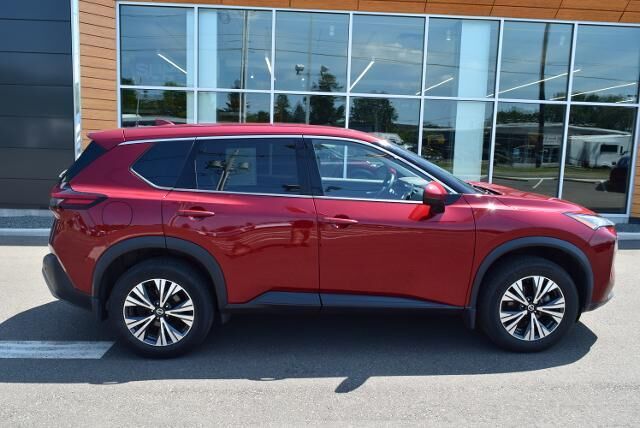 2021 Nissan Rogue SV — photo 1 of 12