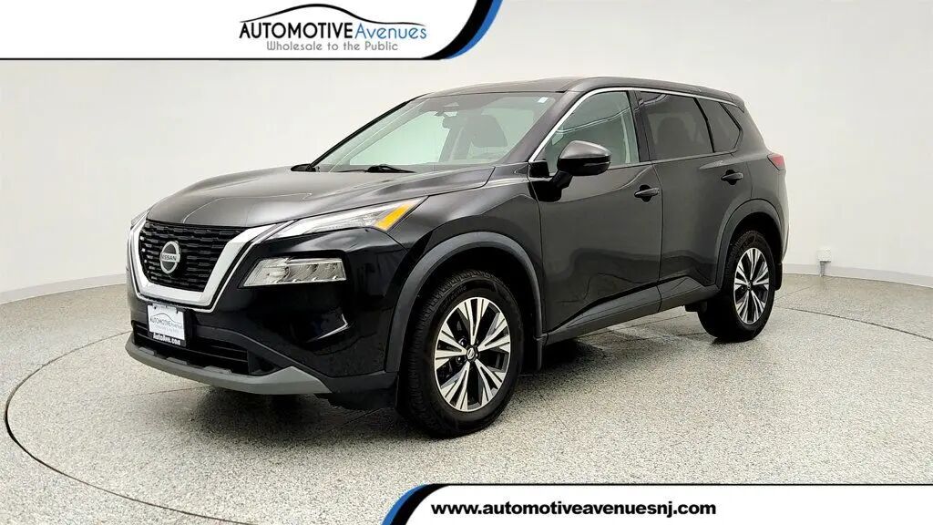 2021 Nissan Rogue SV — photo 1 of 13