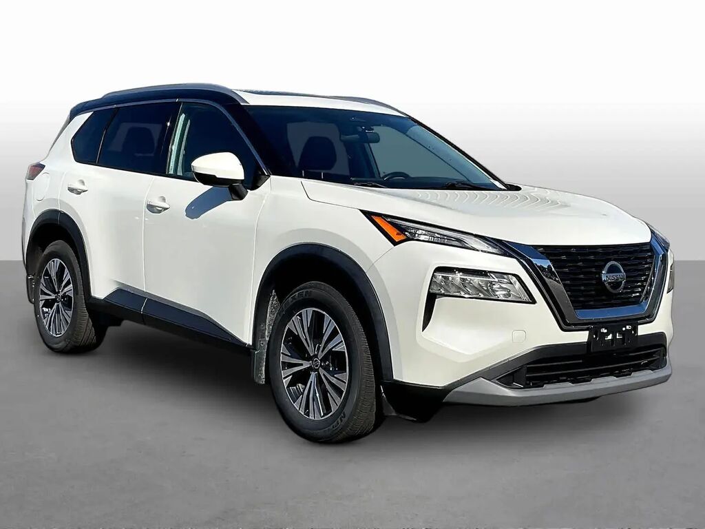 2021 Nissan Rogue SV — photo 1 of 13