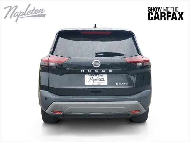 2021 Nissan Rogue SV — photo 1 of 18