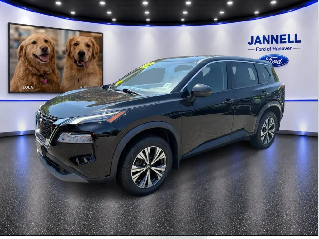 2021 Nissan Rogue SV — photo 1 of 11