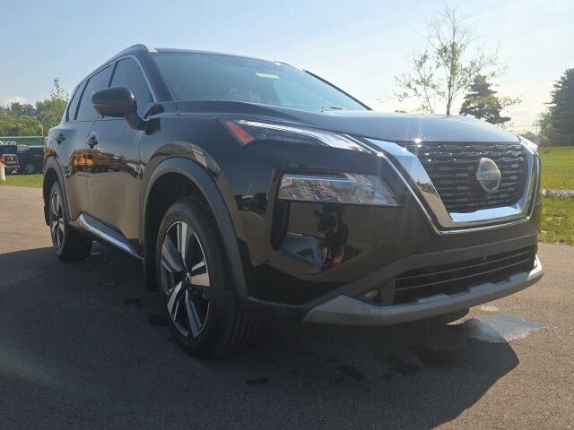 2021 Nissan Rogue SL — photo 1 of 26
