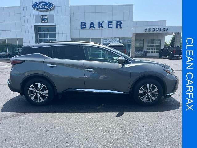 2020 Nissan Murano SV — photo 1 of 13