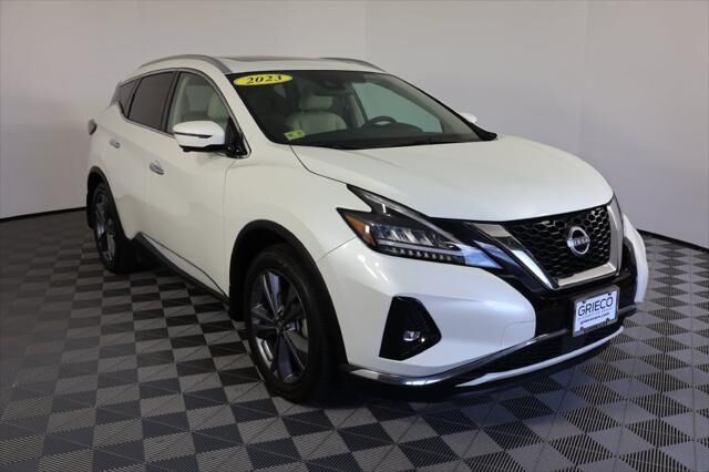 2023 Nissan Murano Platinum — photo 1 of 13
