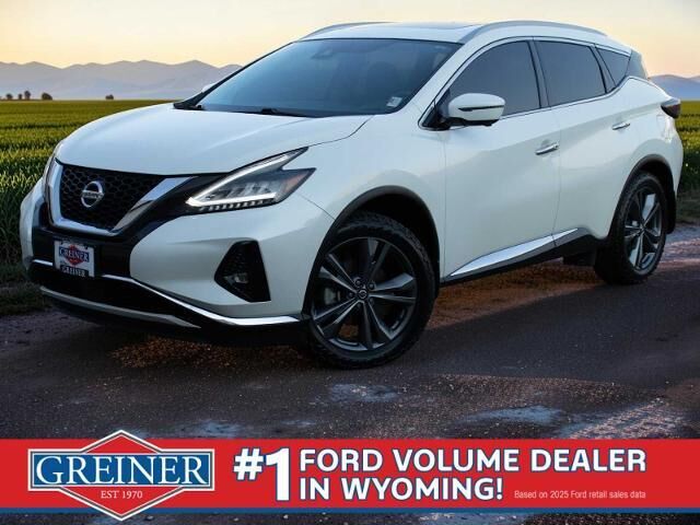 2021 Nissan Murano Platinum — photo 1 of 13