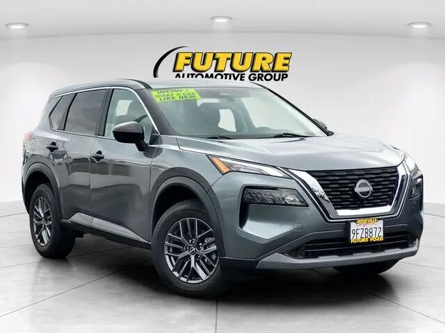 2023 Nissan Rogue S — photo 1 of 13