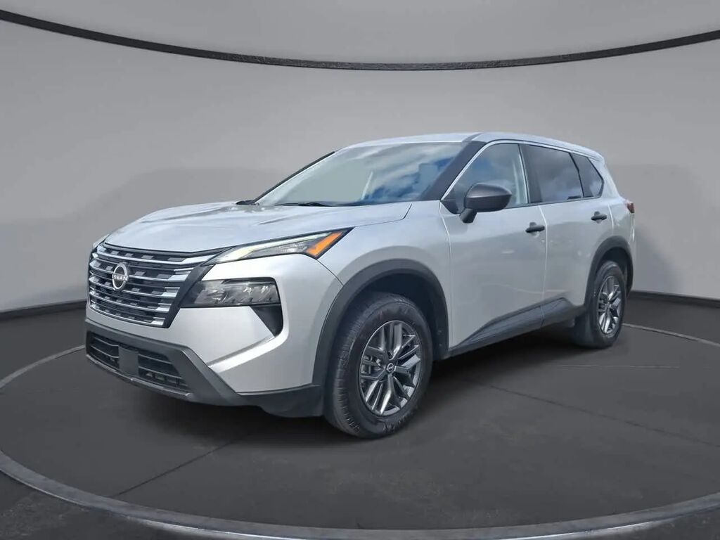 2024 Nissan Rogue S — photo 1 of 2