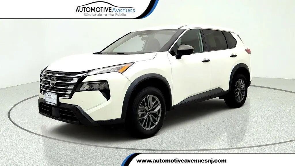 2024 Nissan Rogue S — photo 1 of 1