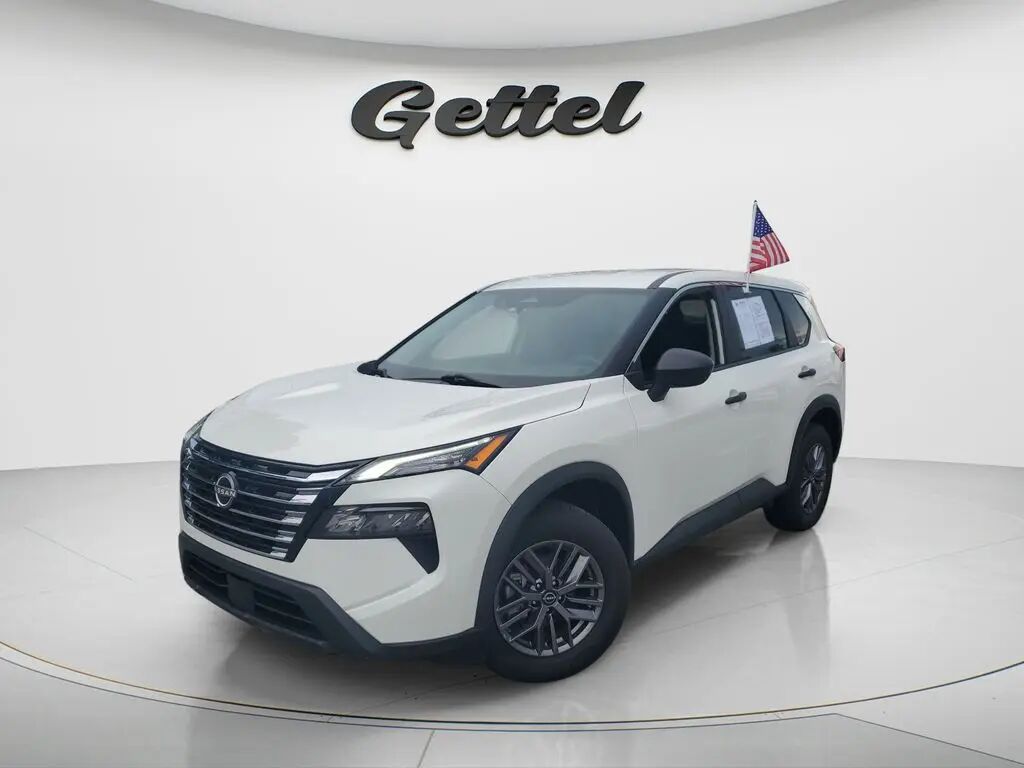 2024 Nissan Rogue S — photo 1 of 26