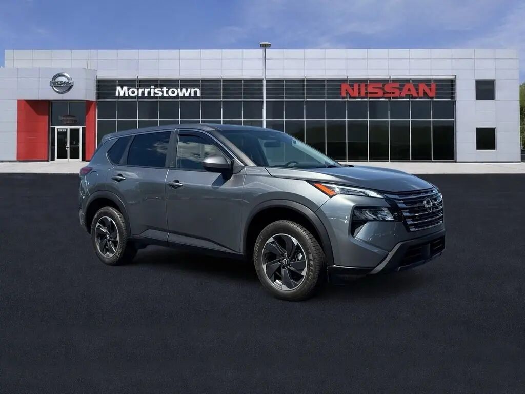 2025 Nissan Rogue S — photo 1 of 15