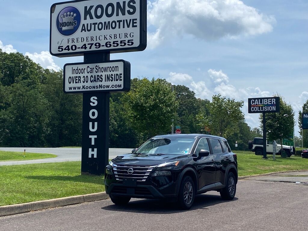 2024 Nissan Rogue S — photo 1 of 13