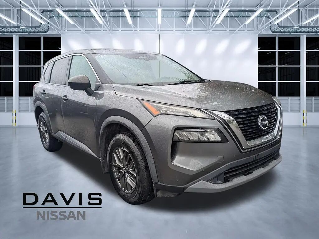 2023 Nissan Rogue S — photo 1 of 7