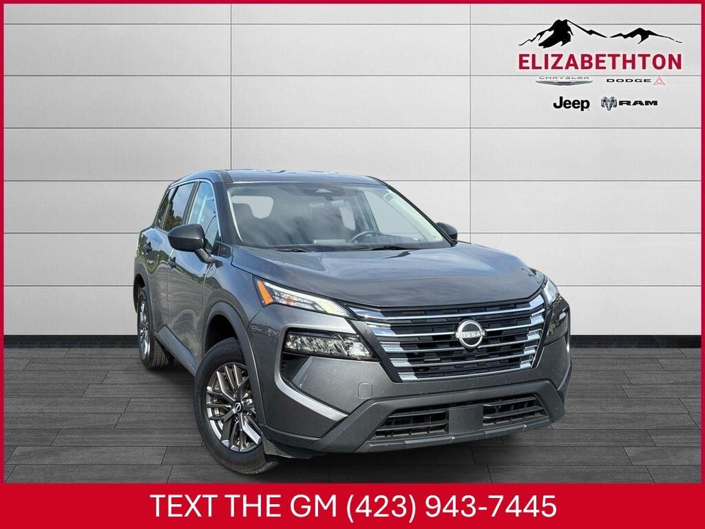 2024 Nissan Rogue S — photo 1 of 13