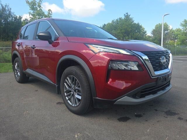 2023 Nissan Rogue S — photo 1 of 13