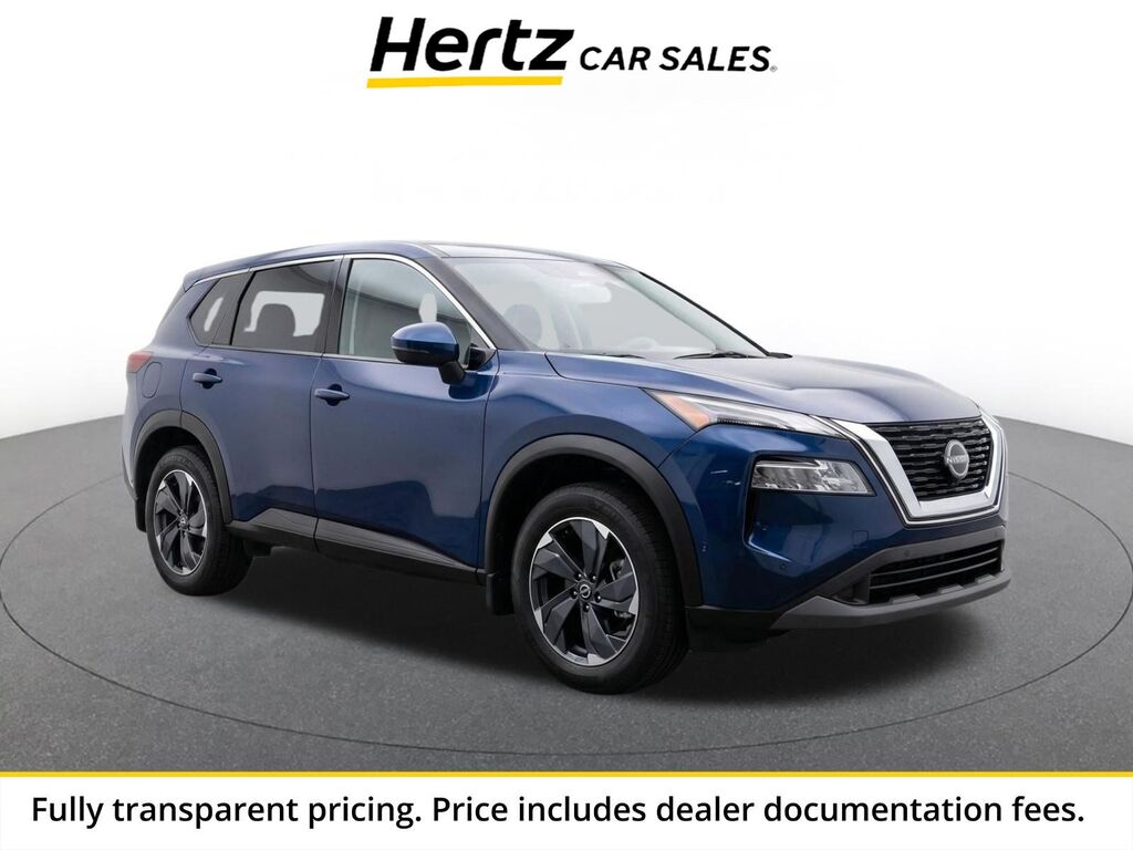2025 Nissan Rogue SV — photo 1 of 10