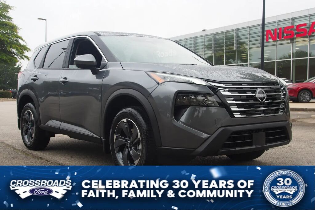 2026 Nissan Rogue SV — photo 1 of 27