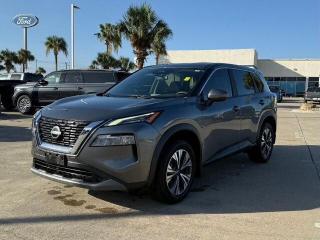 2023 Nissan Rogue SV — photo 1 of 26