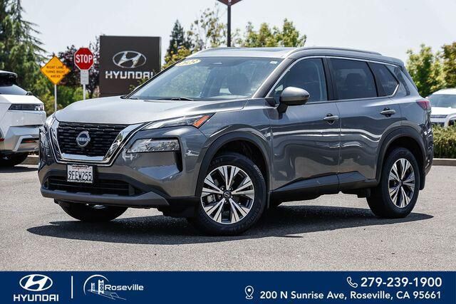 2023 Nissan Rogue SV — photo 1 of 24