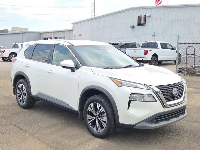 2023 Nissan Rogue SV — photo 1 of 13
