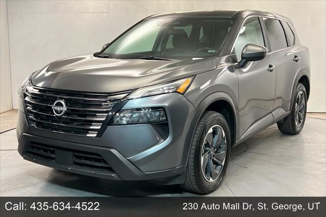 2025 Nissan Rogue SV — photo 1 of 23