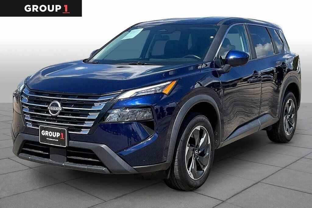 2025 Nissan Rogue SV — photo 1 of 1