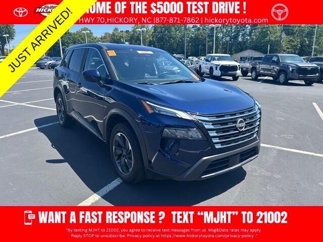 2025 Nissan Rogue SV