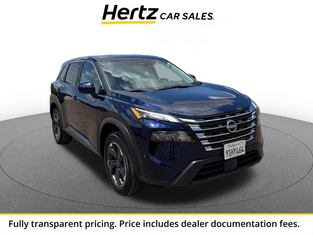 2025 Nissan Rogue SV — photo 1 of 13