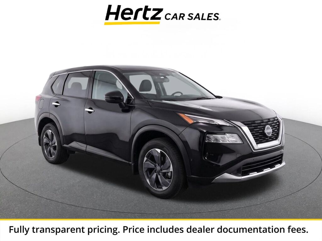 2025 Nissan Rogue SV — photo 1 of 10