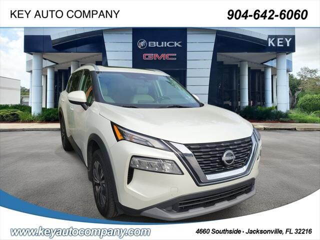 2023 Nissan Rogue SV — photo 1 of 4