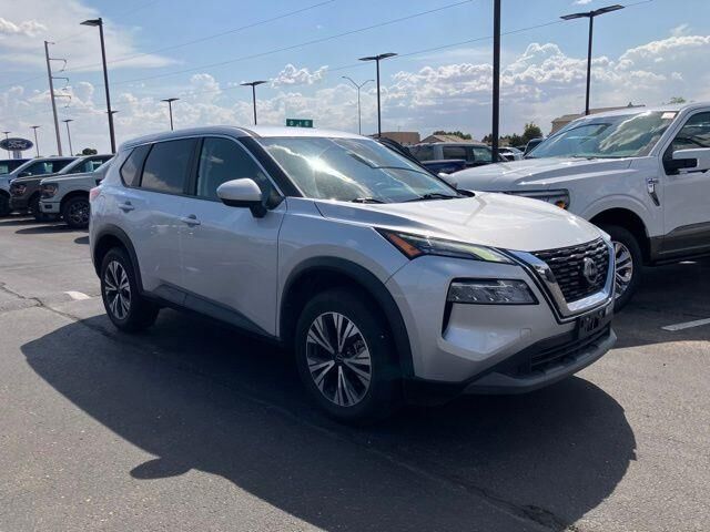 2023 Nissan Rogue SV — photo 1 of 1