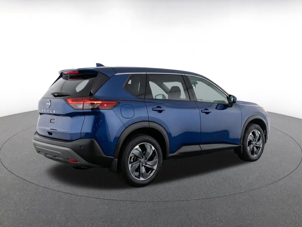 2025 Nissan Rogue SV — photo 1 of 1