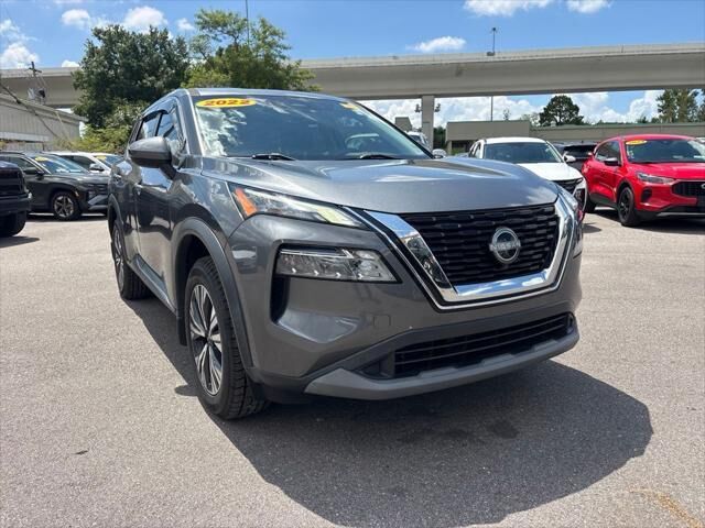 2022 Nissan Rogue SV — photo 1 of 13