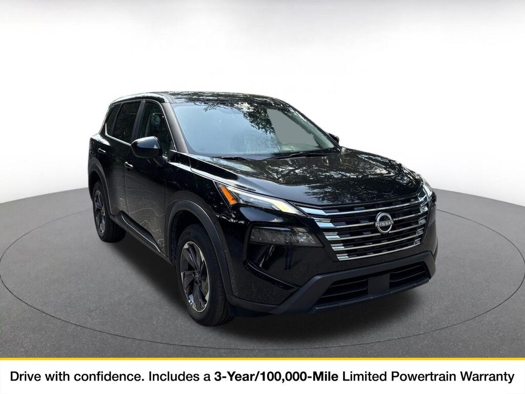 2025 Nissan Rogue SV — photo 1 of 11